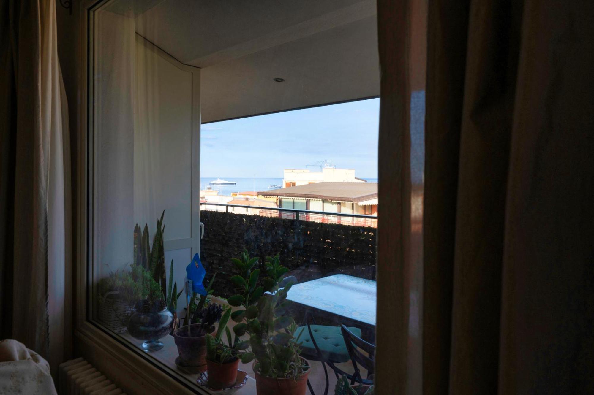 Atticus Apartment Giardini Naxos Dış mekan fotoğraf