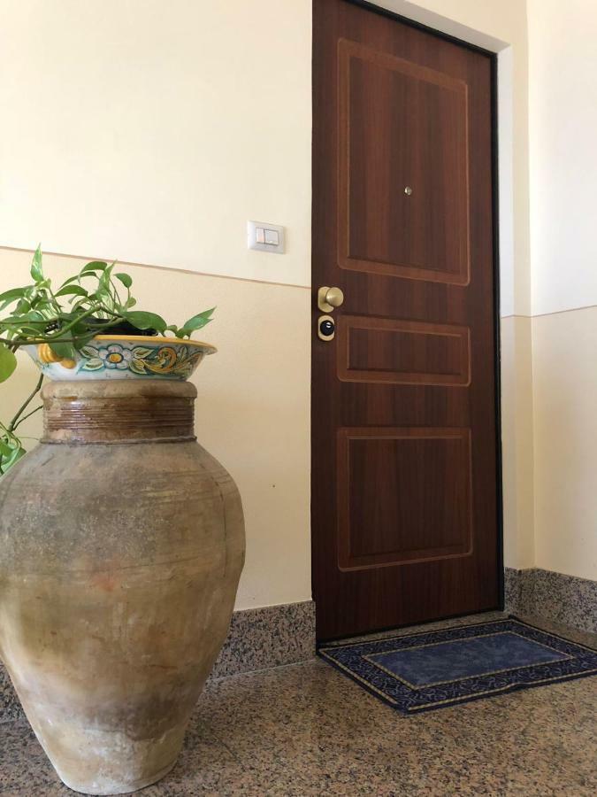 Atticus Apartment Giardini Naxos Dış mekan fotoğraf
