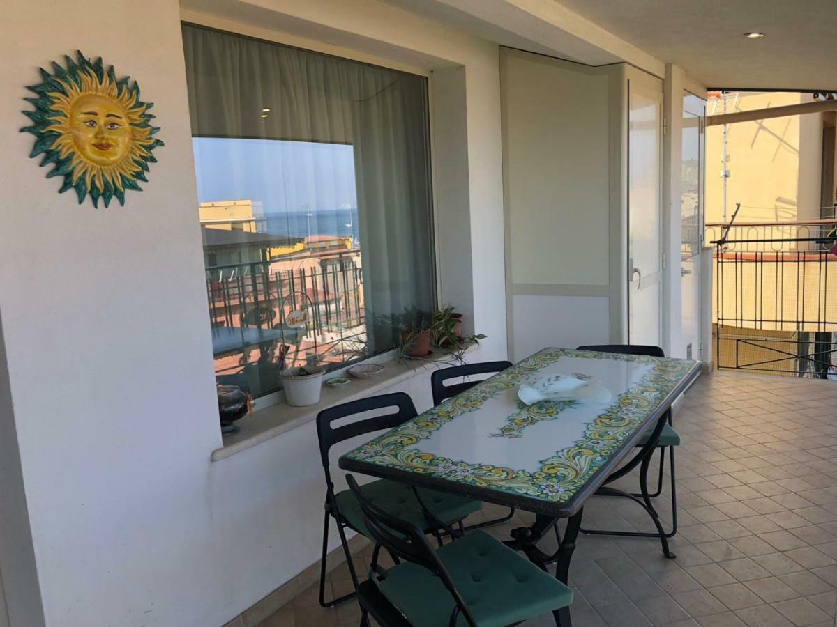 Atticus Apartment Giardini Naxos Dış mekan fotoğraf
