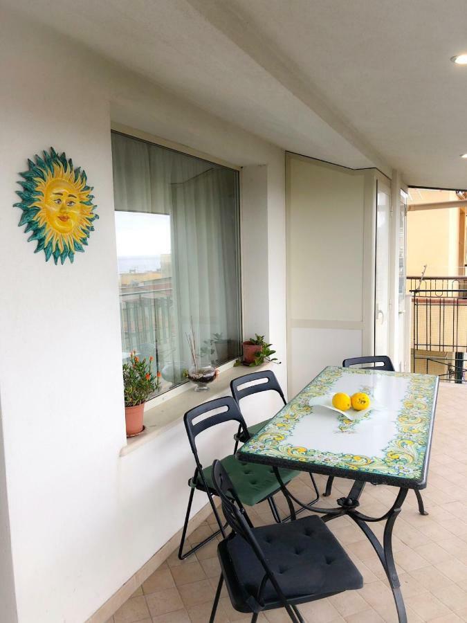 Atticus Apartment Giardini Naxos Dış mekan fotoğraf
